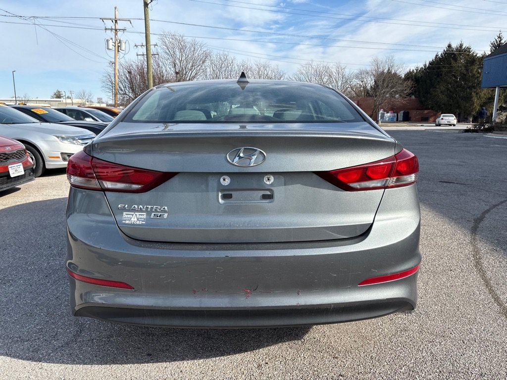 Used 2017 Hyundai Elantra SE FWD image 5