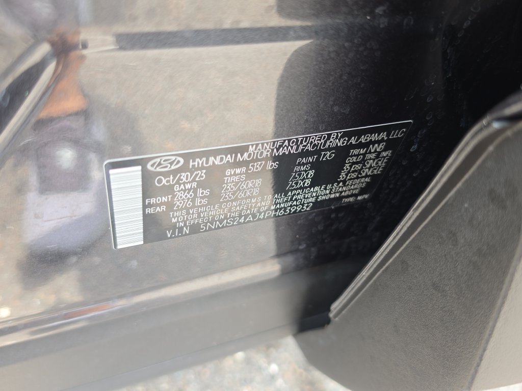 Used 2023 Hyundai Santa Fe SEL FWD image 33