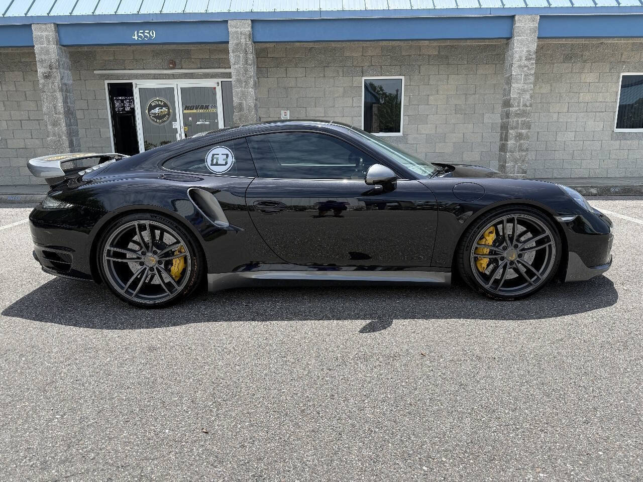 Used 2015 Porsche 911 Turbo S w/ High-end Infotainment Package AWD/4WD image 12