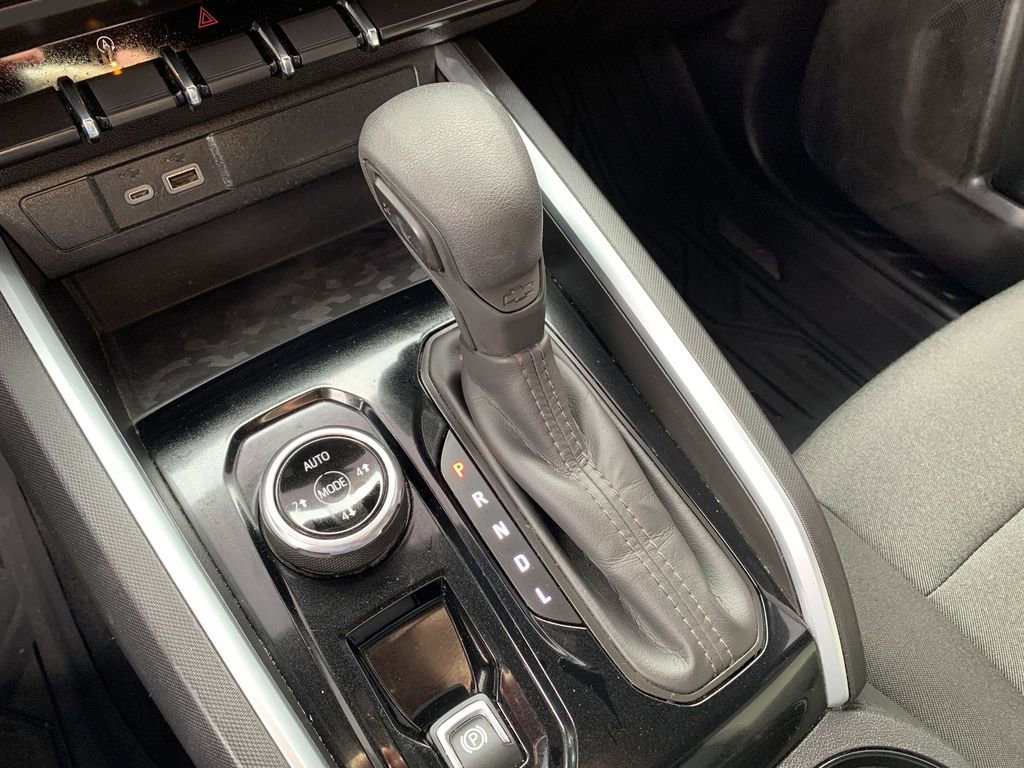 Used 2024 Chevrolet Colorado Trail Boss w/ Advanced Trailering Package image 21