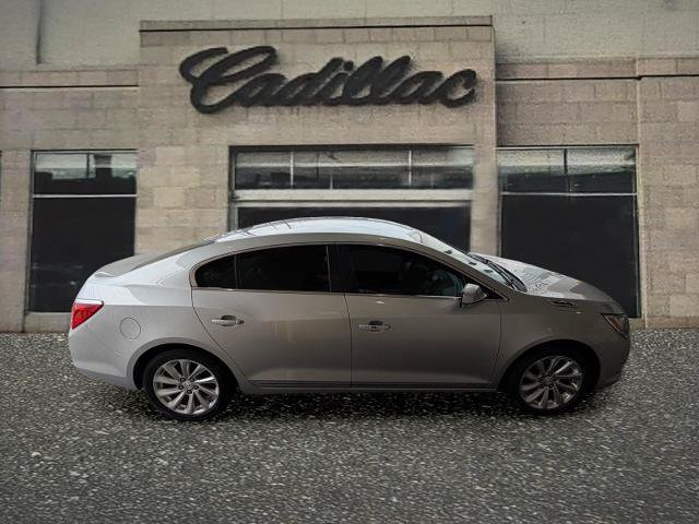 Used 2014 Buick LaCrosse Leather w/ Driver Confidence Package FWD image 6