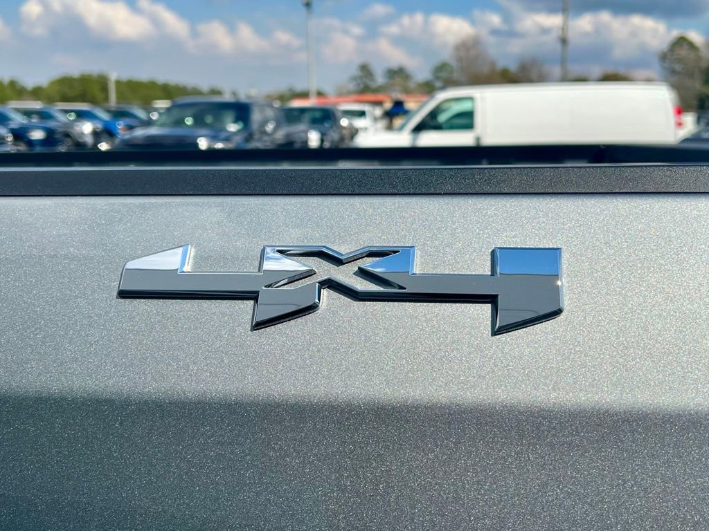 New 2026 GMC Sierra 1500 Elevation image 8