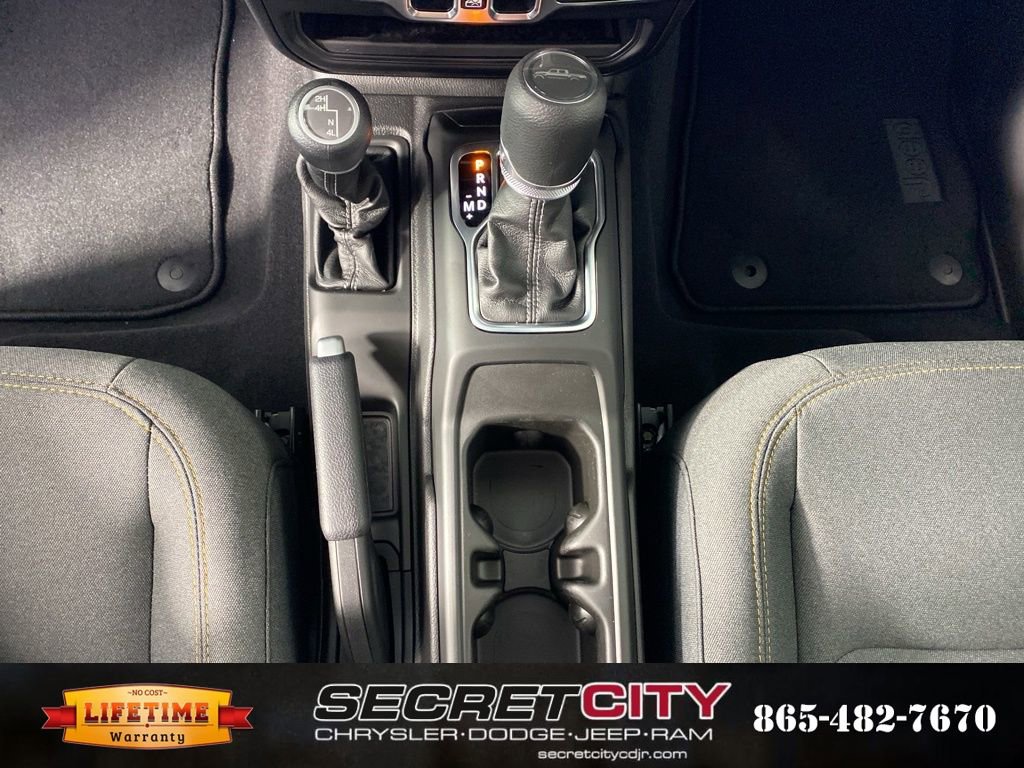 New 2025 Jeep Gladiator Sport image 23