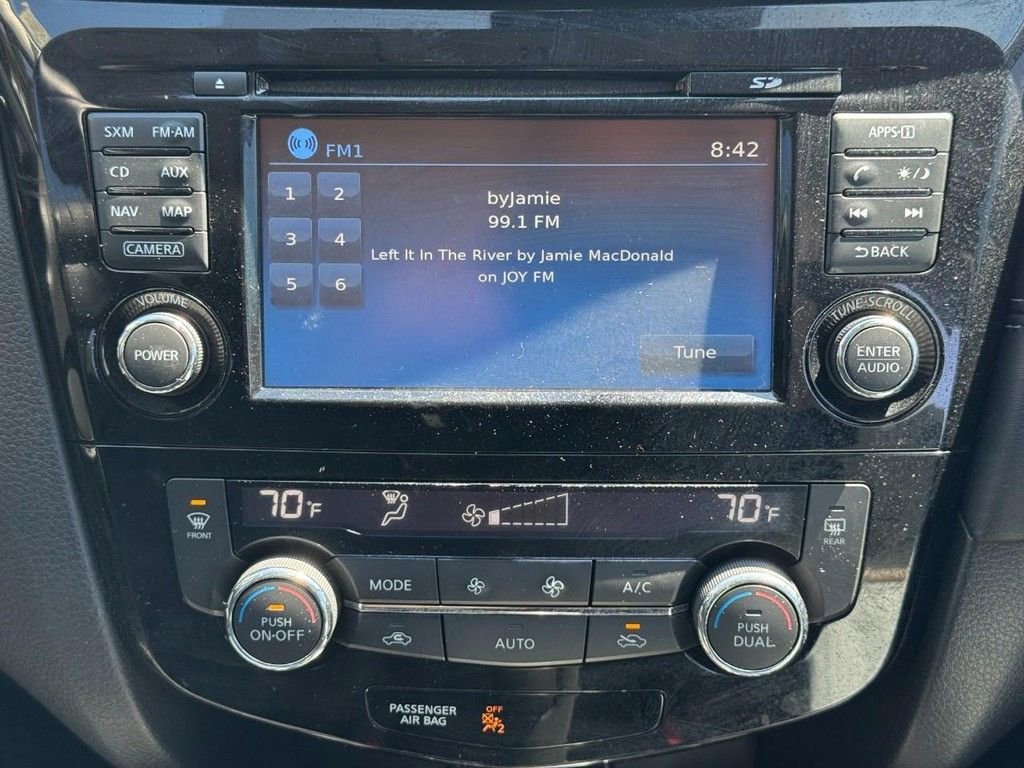 Used 2017 Nissan Rogue SL w/ SL Premium Package image 14