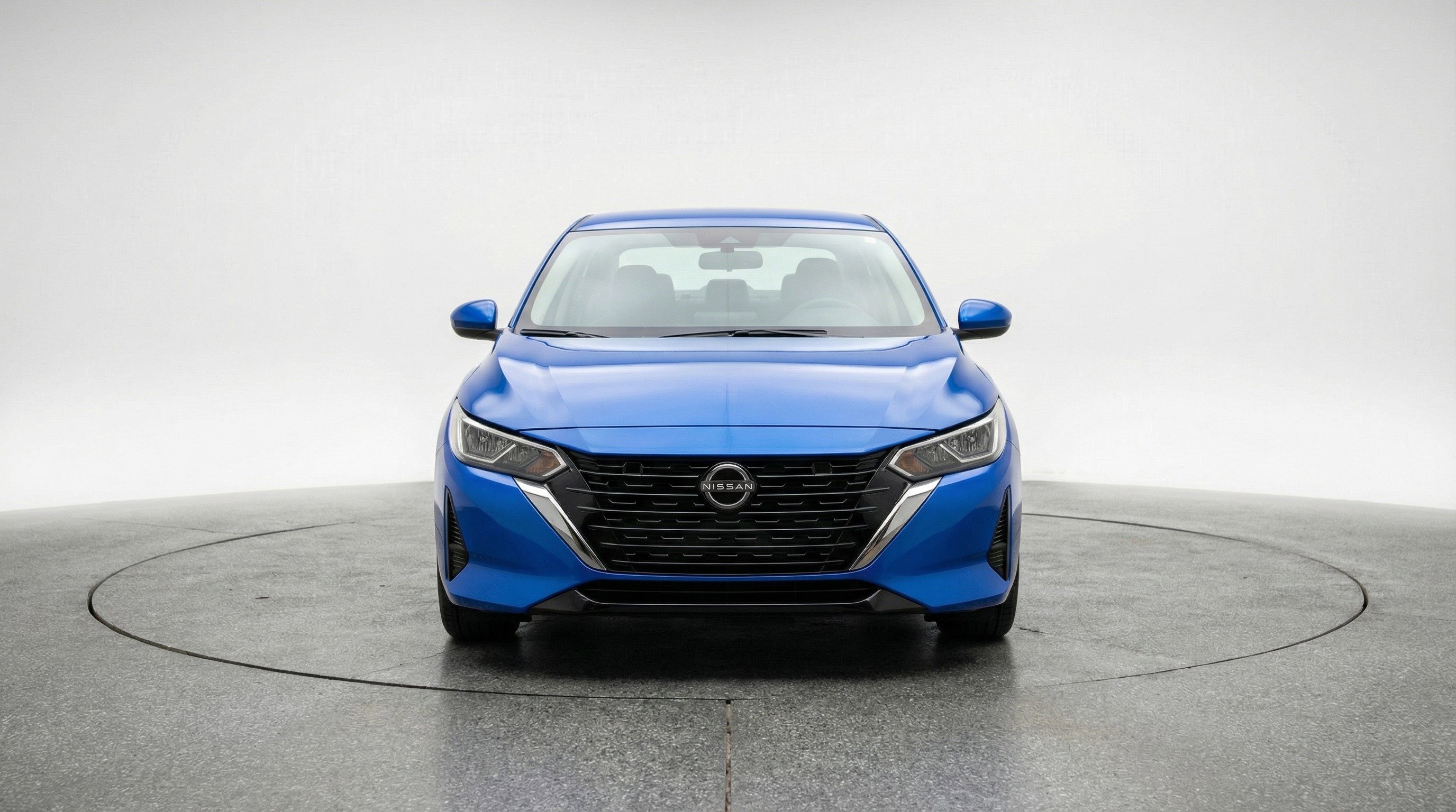 Used 2025 Nissan Sentra SV image 2