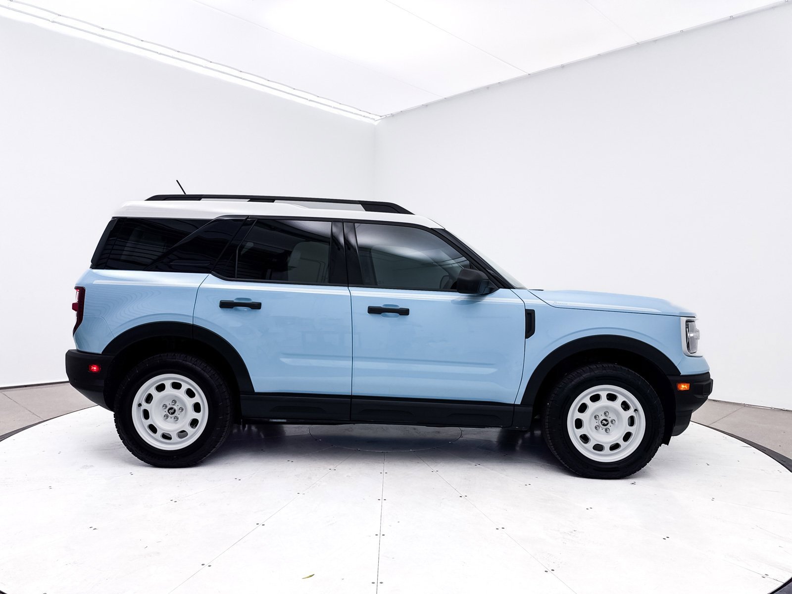 Used 2023 Ford Bronco Sport Heritage w/ Heritage Convenience Package image 39
