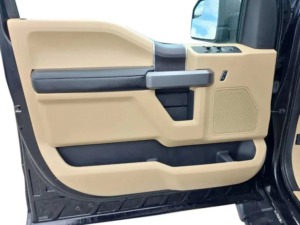 Used 2019 Ford F150 XLT w/ Trailer Tow Package AWD/4WD image 11