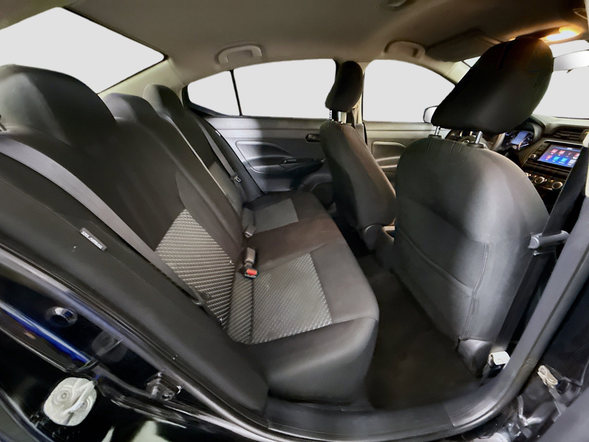 Used 2021 Nissan Versa S FWD image 27