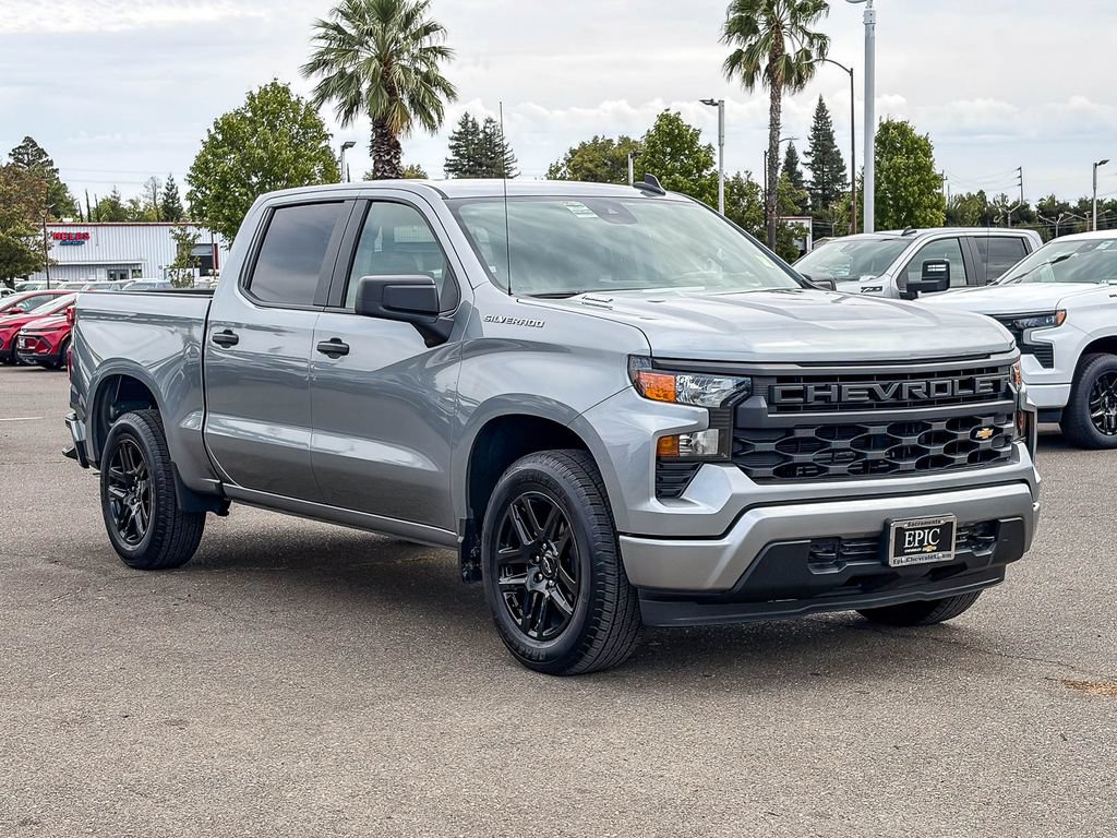 Used 2026 Chevrolet Silverado 1500 Custom RWD image 5