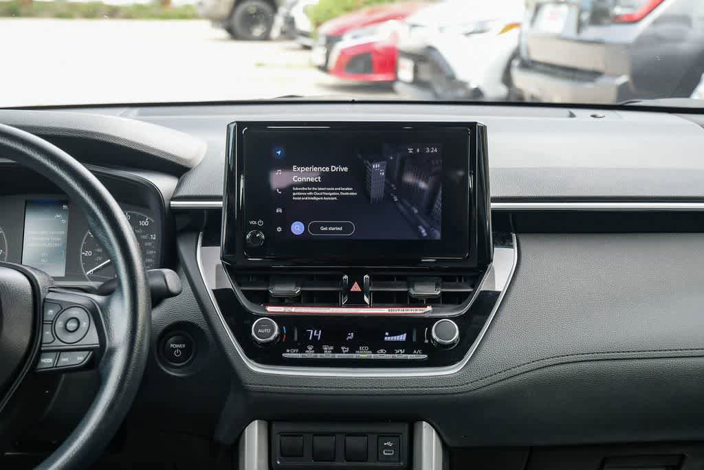 Used 2025 Toyota Corolla Cross AWD Hybrid image 13