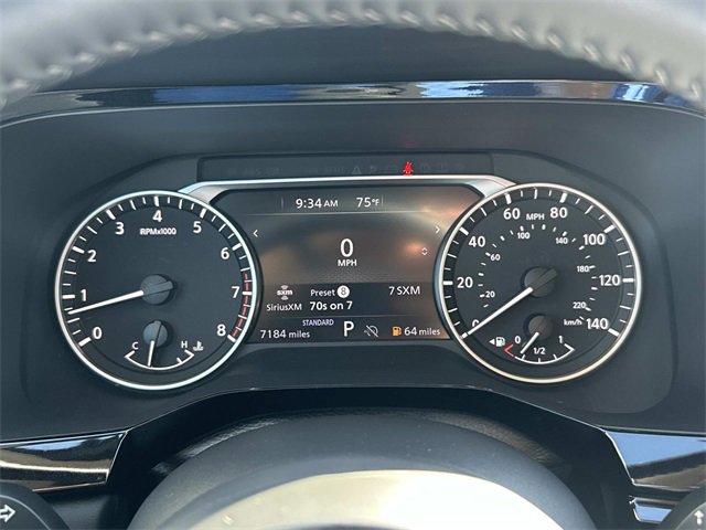 Used 2025 Nissan Pathfinder SV image 31