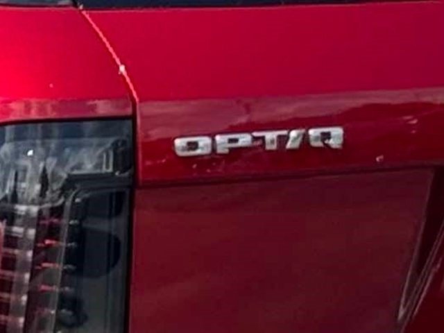 Certified 2025 Cadillac Optiq Sport 2 w/ LPO, Floor Liner Package AWD/4WD image 29