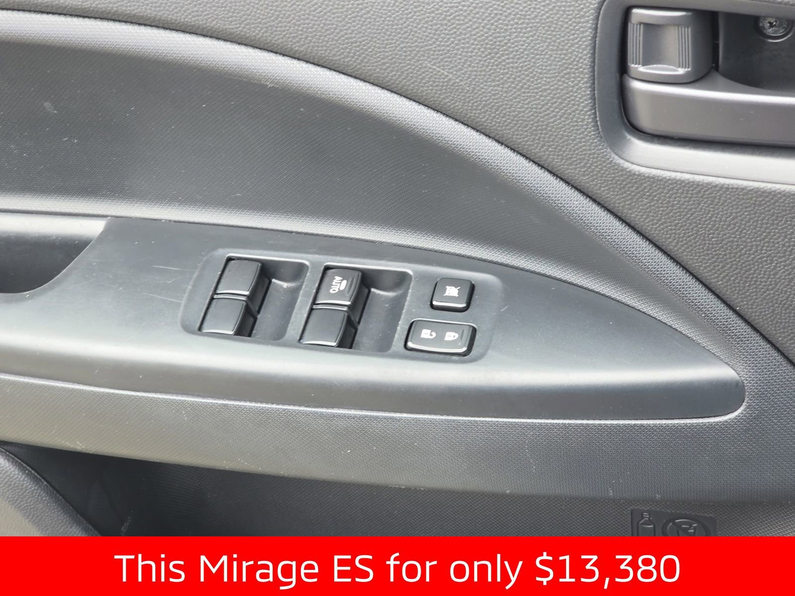 Used 2024 Mitsubishi Mirage ES image 33