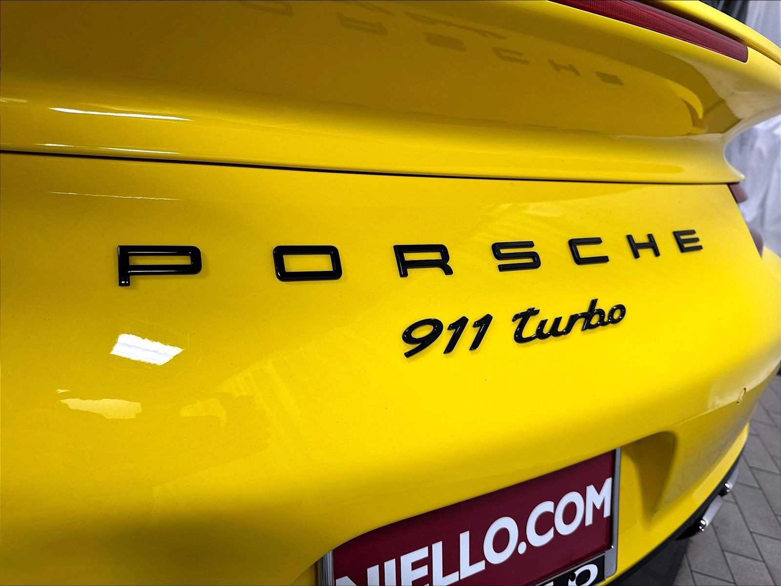 Used 2019 Porsche 911 Turbo AWD/4WD image 33