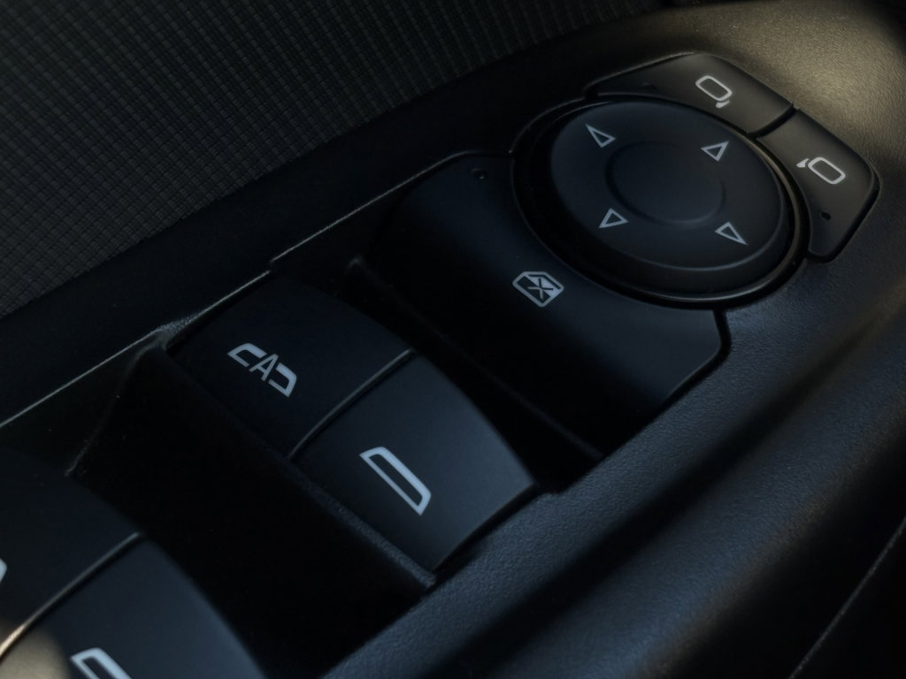 Used 2022 Chevrolet TrailBlazer RS image 13