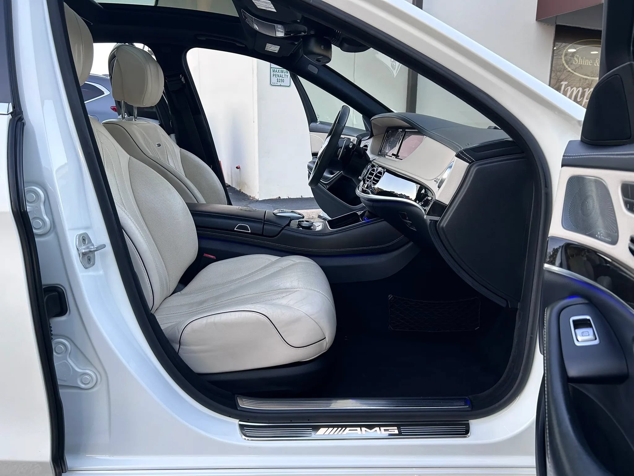 Used 2015 Mercedes-Benz S 63 AMG 4MATIC Sedan image 89