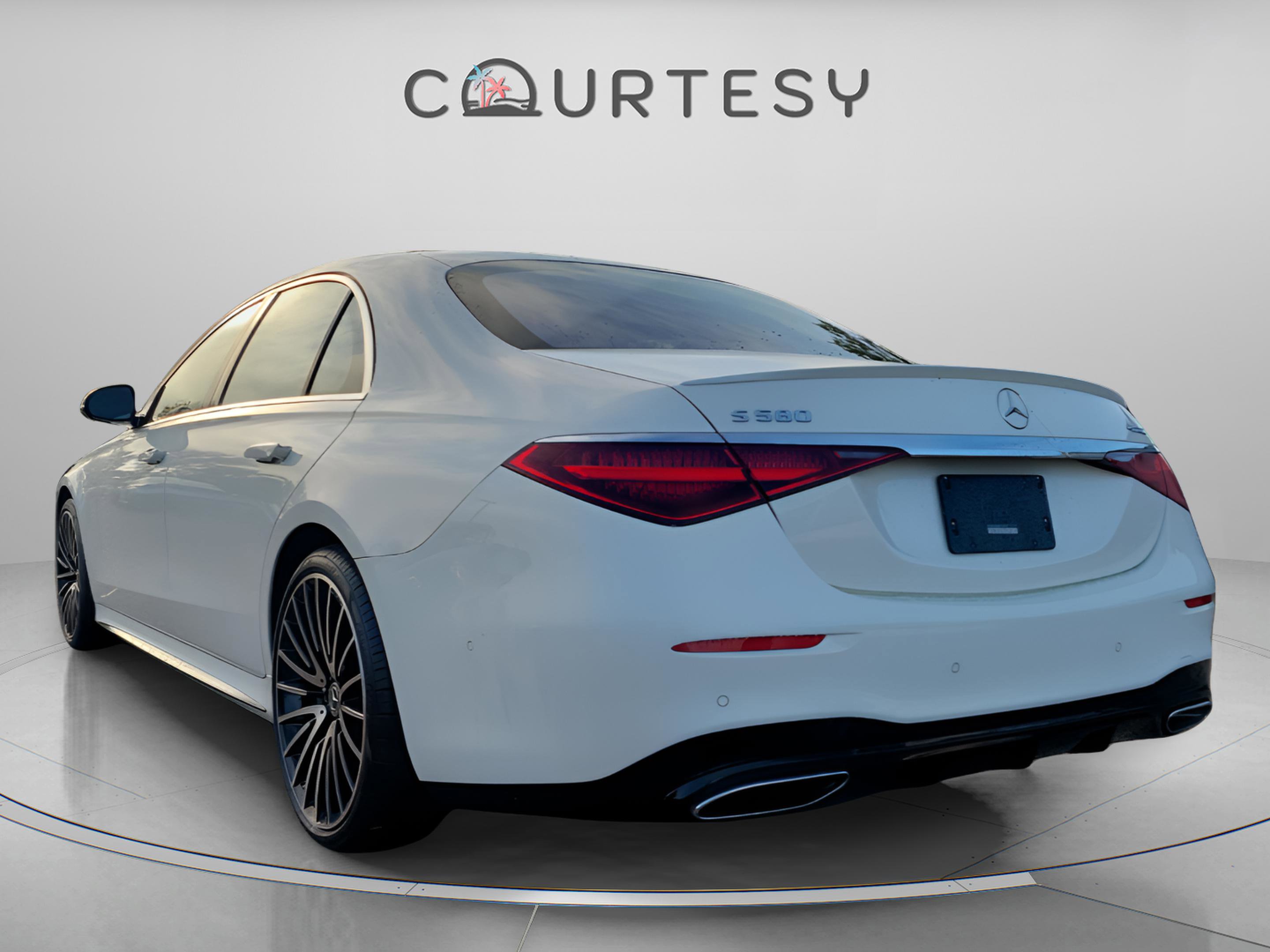 Used 2022 Mercedes-Benz S 580 4MATIC Sedan image 6