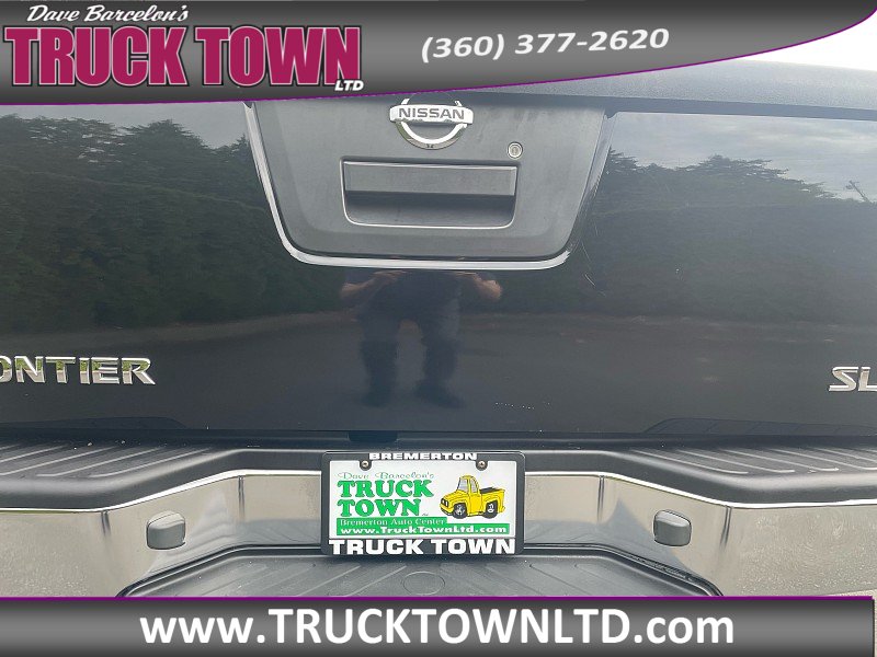 Used 2011 Nissan Frontier SL w/ Moonroof Pkg RWD image 40