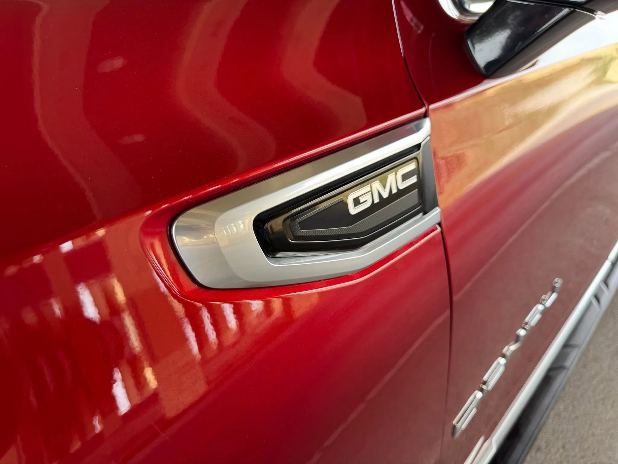 Used 2021 GMC Yukon Denali image 9