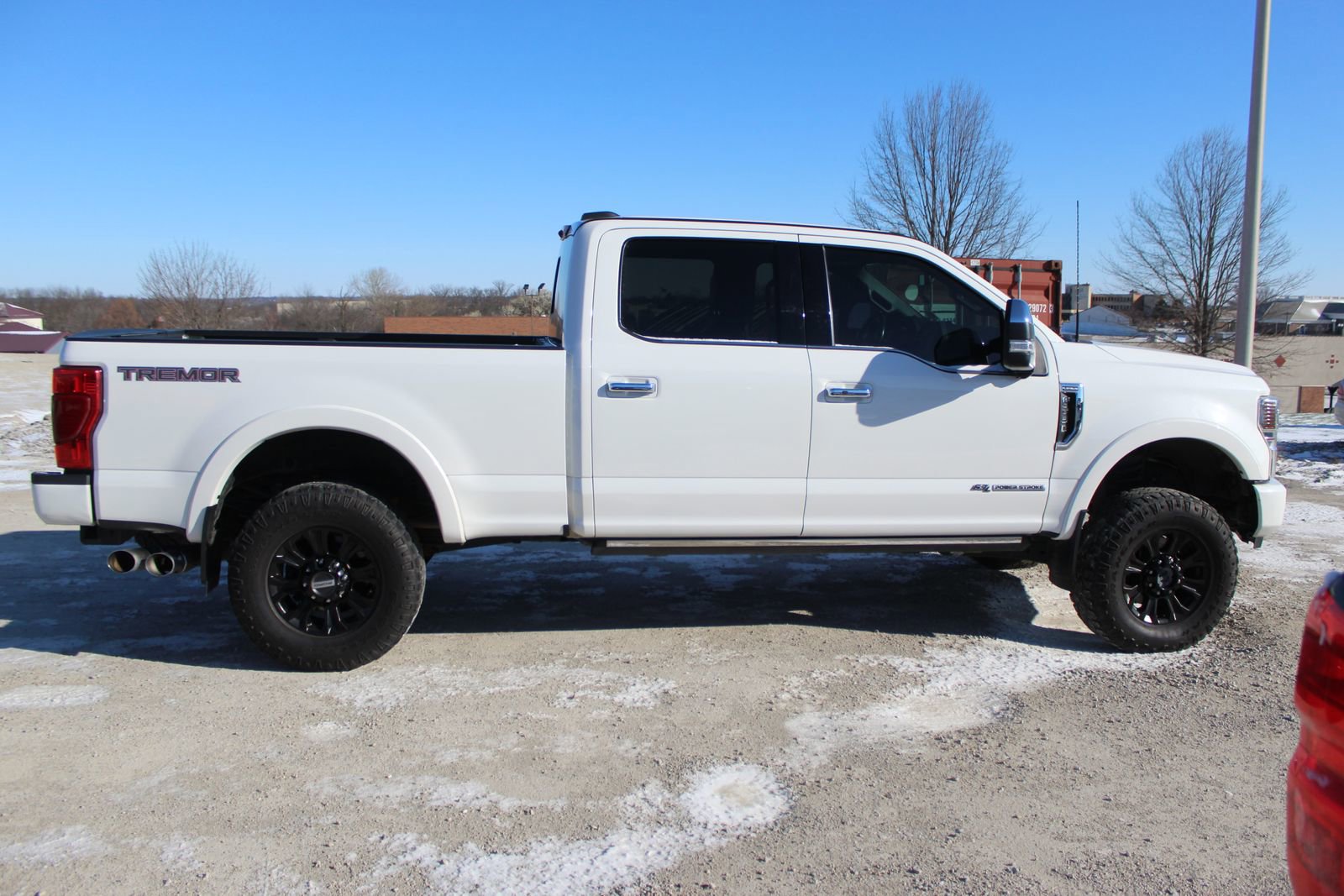 Used 2022 Ford F250 Platinum w/ Tremor Off-Road Package image 7
