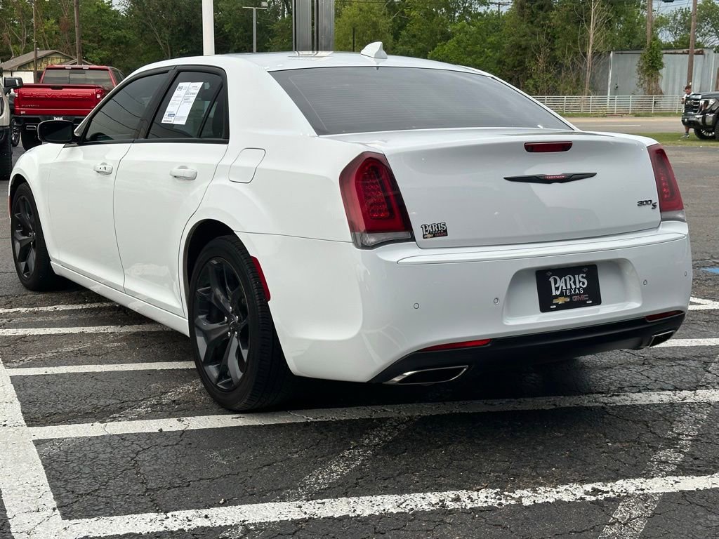 Used 2022 Chrysler 300 S RWD image 7