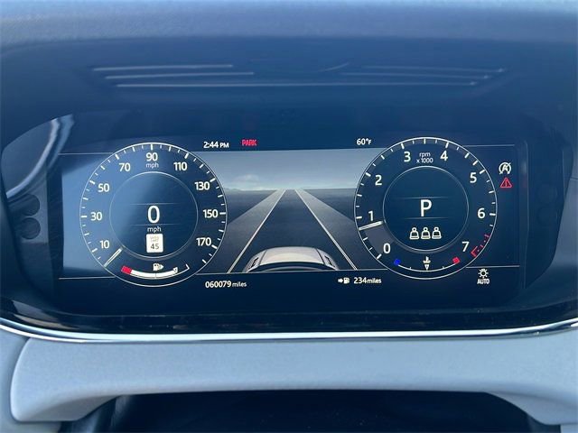 Used 2020 Land Rover Range Rover Evoque R-Dynamic SE image 19