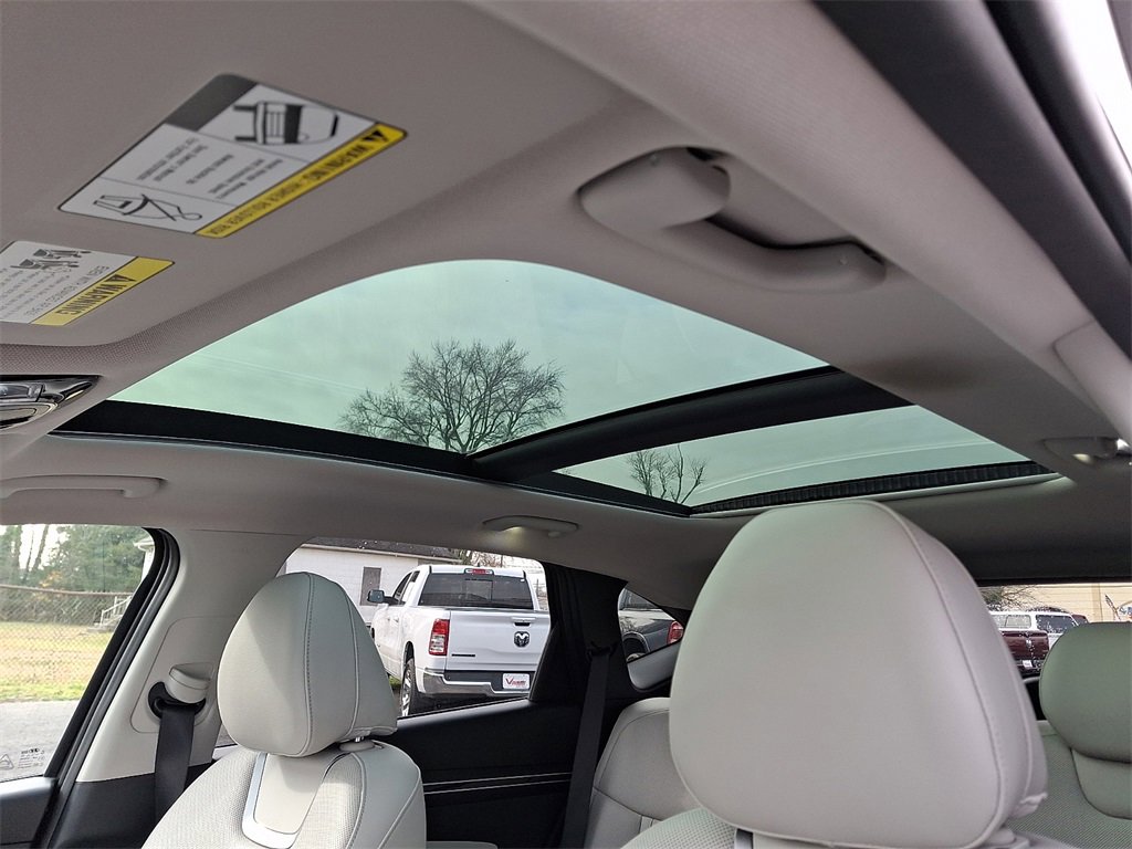 Used 2022 Hyundai Tucson Limited image 14