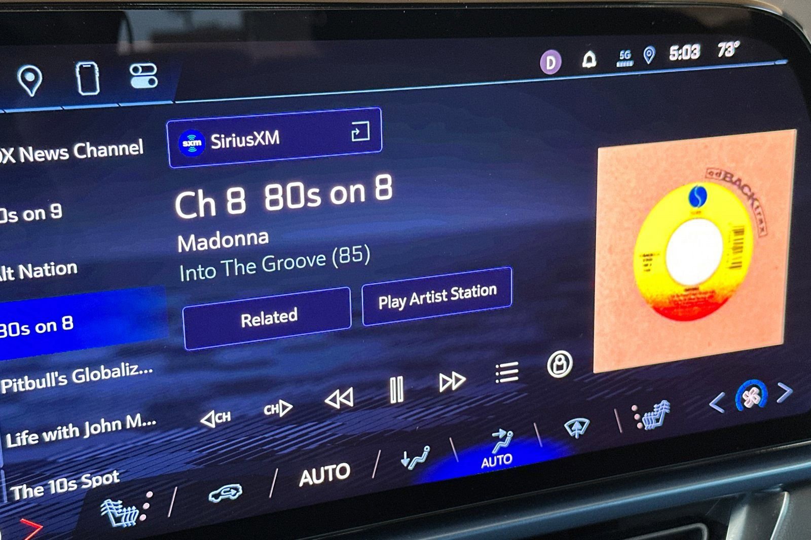 Used 2024 Chevrolet Equinox EV LT image 19