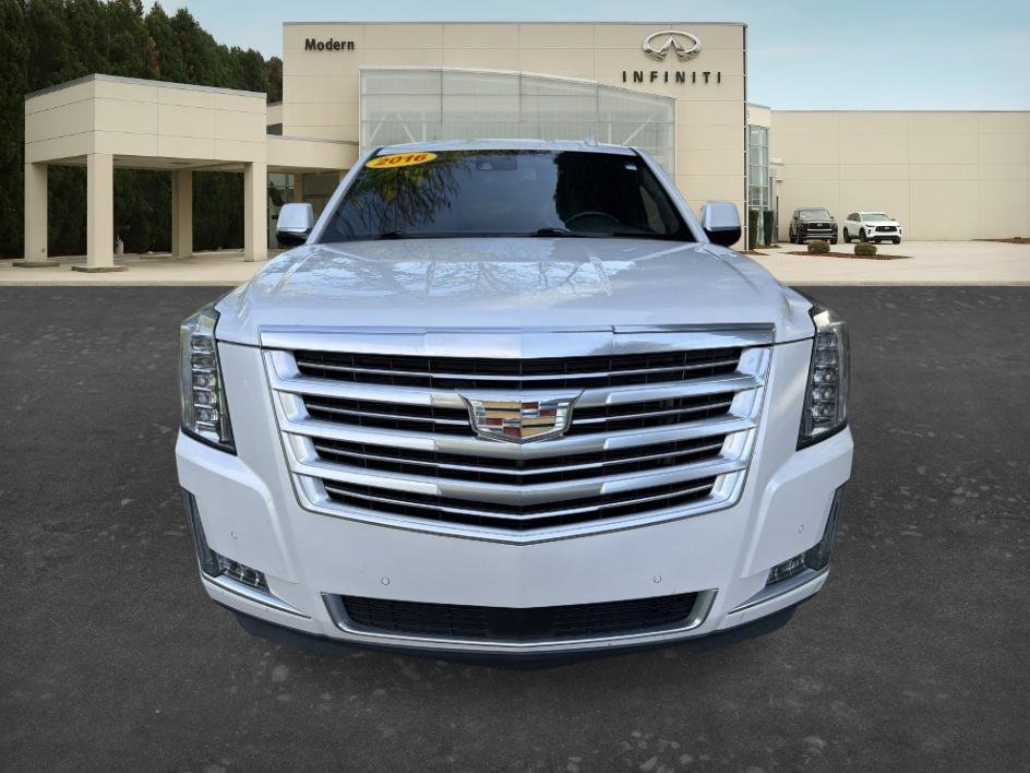 Used 2016 Cadillac Escalade Platinum image 2