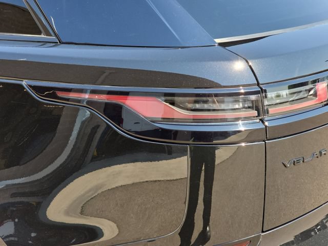 Certified 2025 Land Rover Range Rover Velar Dynamic SE AWD/4WD image 37