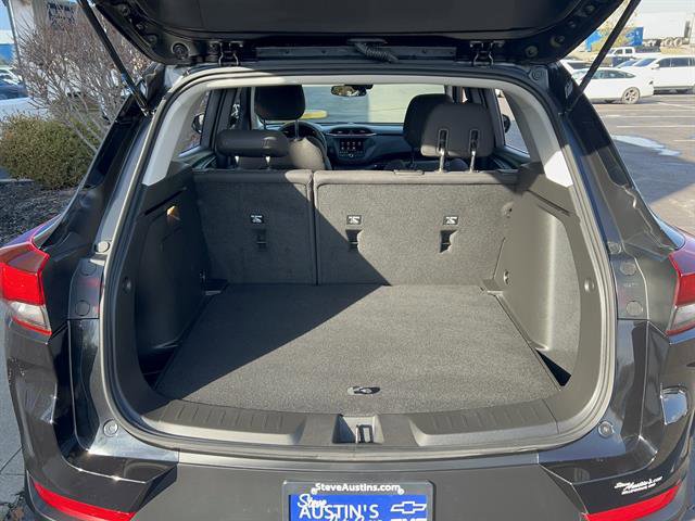 Used 2023 Chevrolet TrailBlazer LT image 9