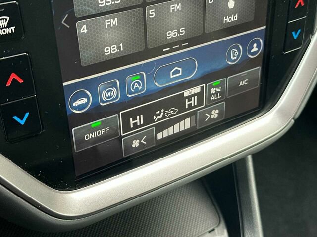 Used 2024 Subaru Crosstrek 2.0i Premium w/ Popular Package #3 image 24