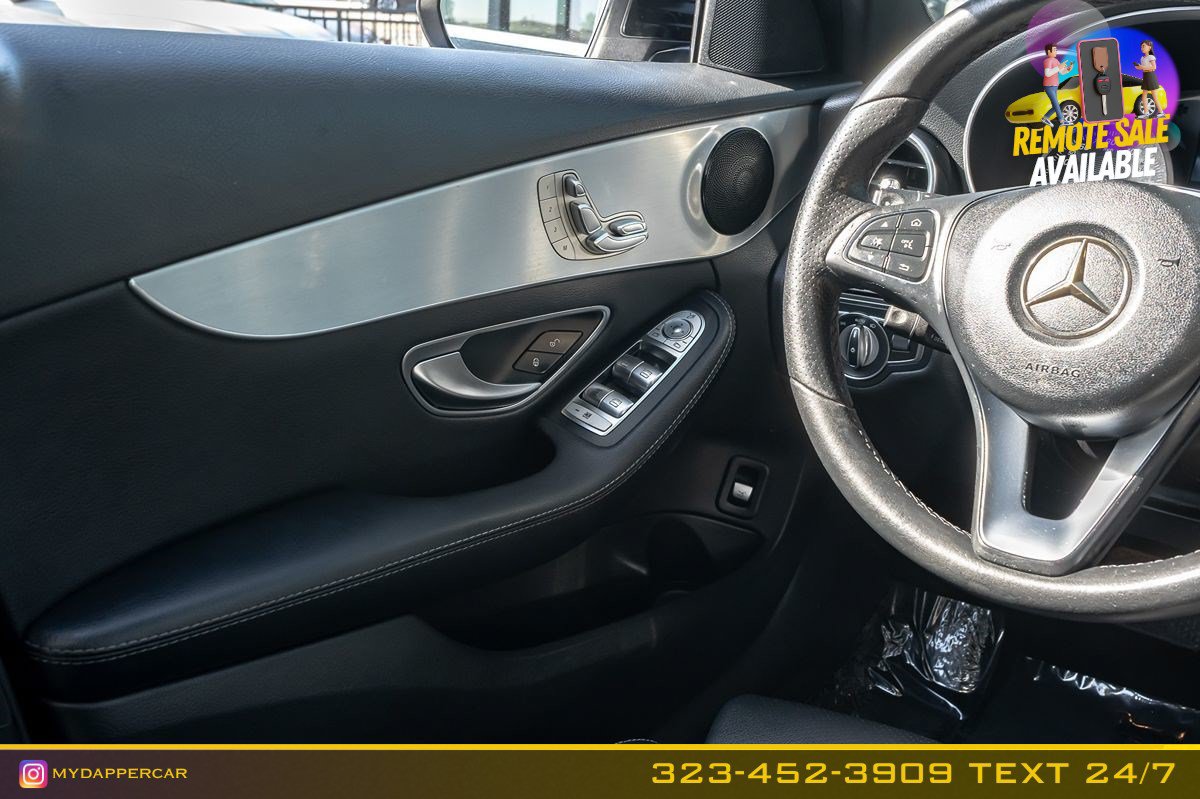 Used 2018 Mercedes-Benz C 300 Sedan image 19