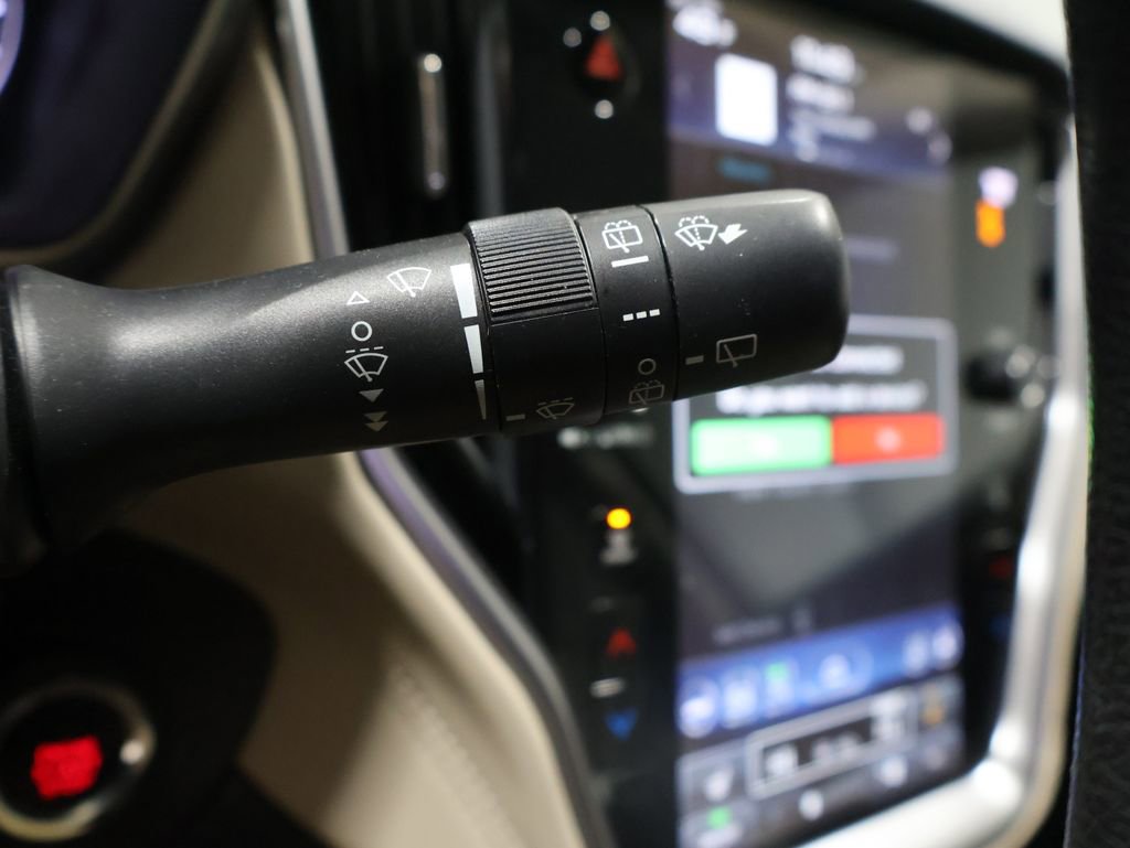 Used 2023 Subaru Outback Limited image 36