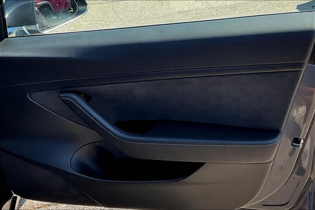 Used 2020 Tesla Model 3 Standard Range Plus RWD image 21