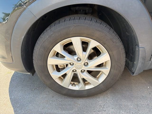 Used 2020 Hyundai Tucson Value FWD image 14