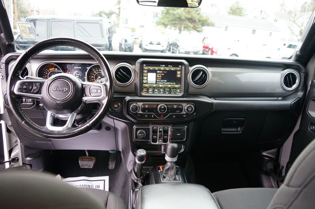 Used 2021 Jeep Wrangler Unlimited Sahara image 13