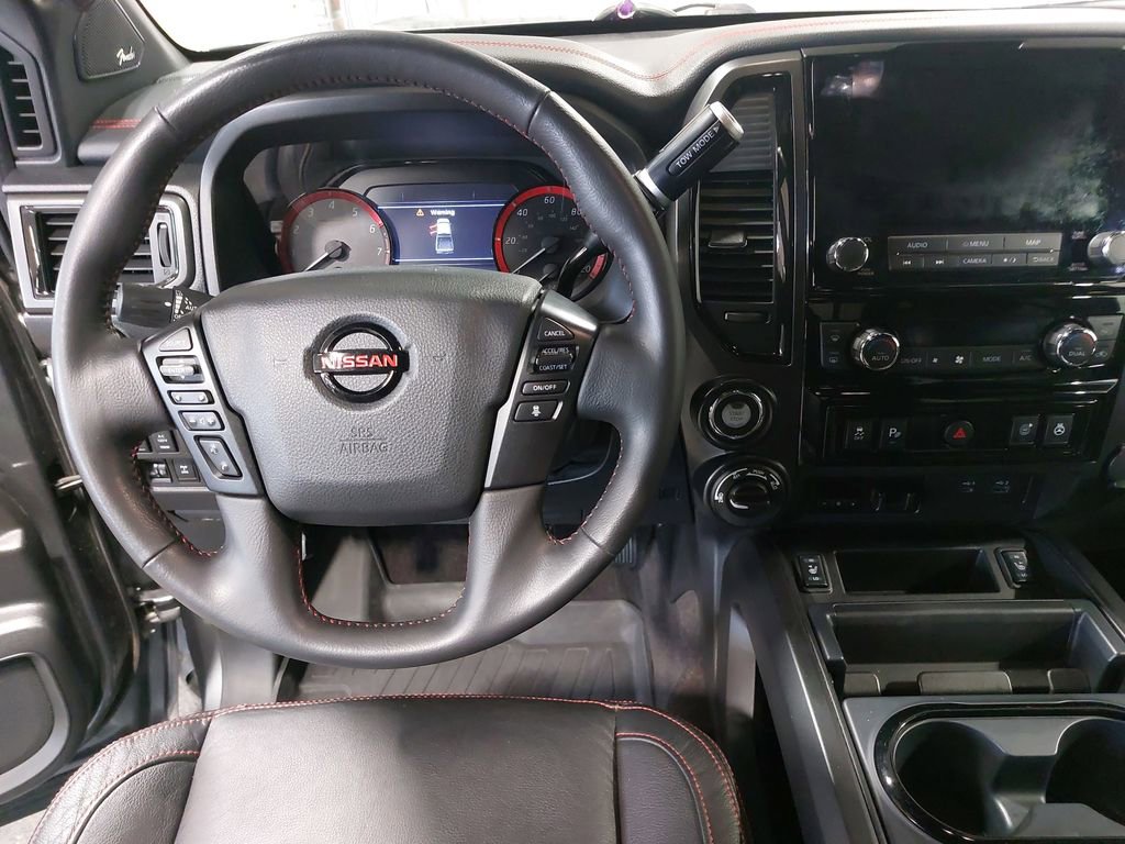 Used 2022 Nissan Titan PRO-4X w/ Pro-4x Convenience Package AWD/4WD image 14