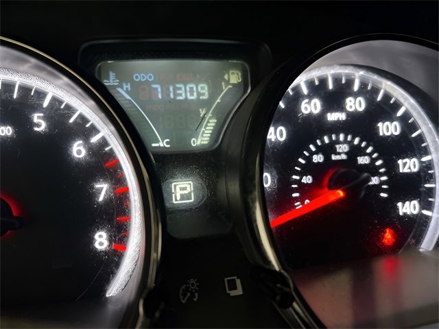 Used 2019 Nissan Versa SV image 19