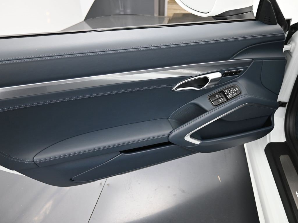 Used 2025 Porsche 718 Boxster GTS image 19