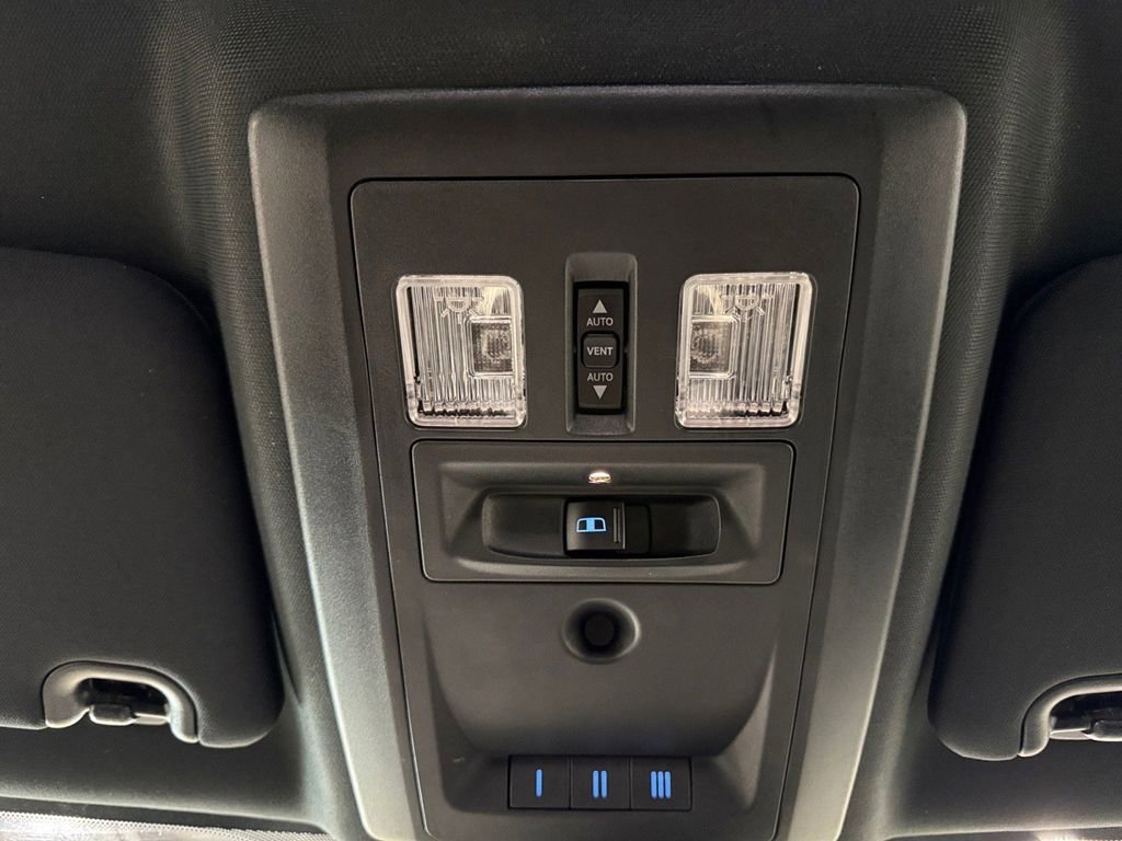 Used 2016 RAM 1500 Limited image 34