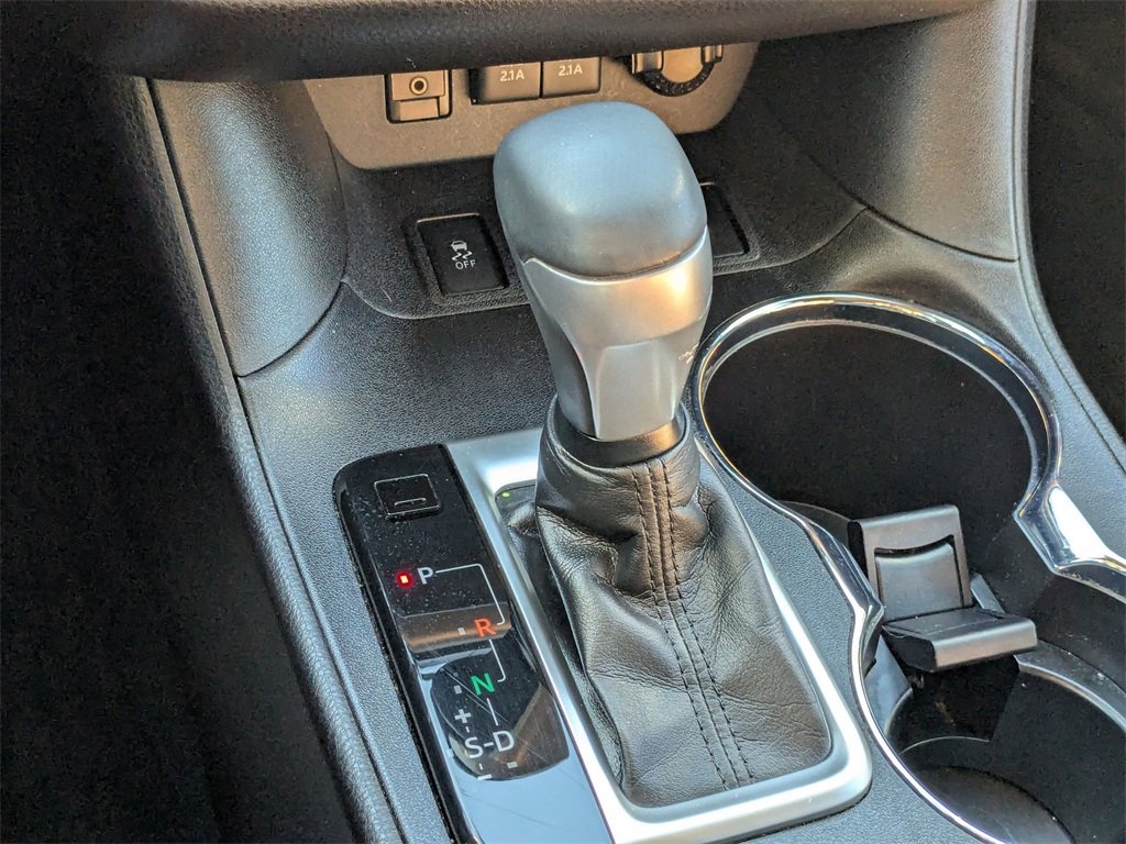 Used 2018 Toyota Highlander Limited Platinum image 12