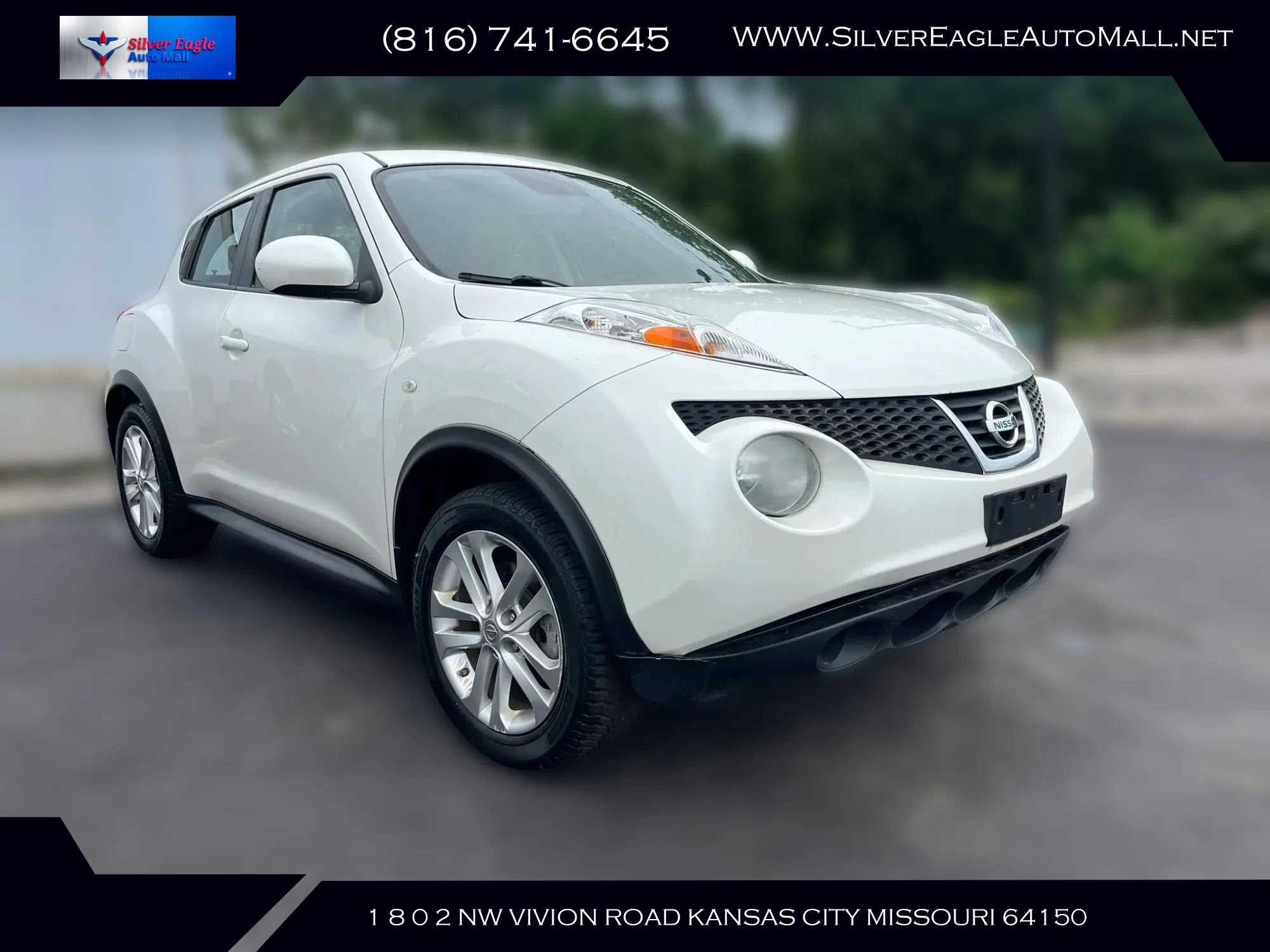 Used 2013 Nissan Juke S AWD/4WD image 3