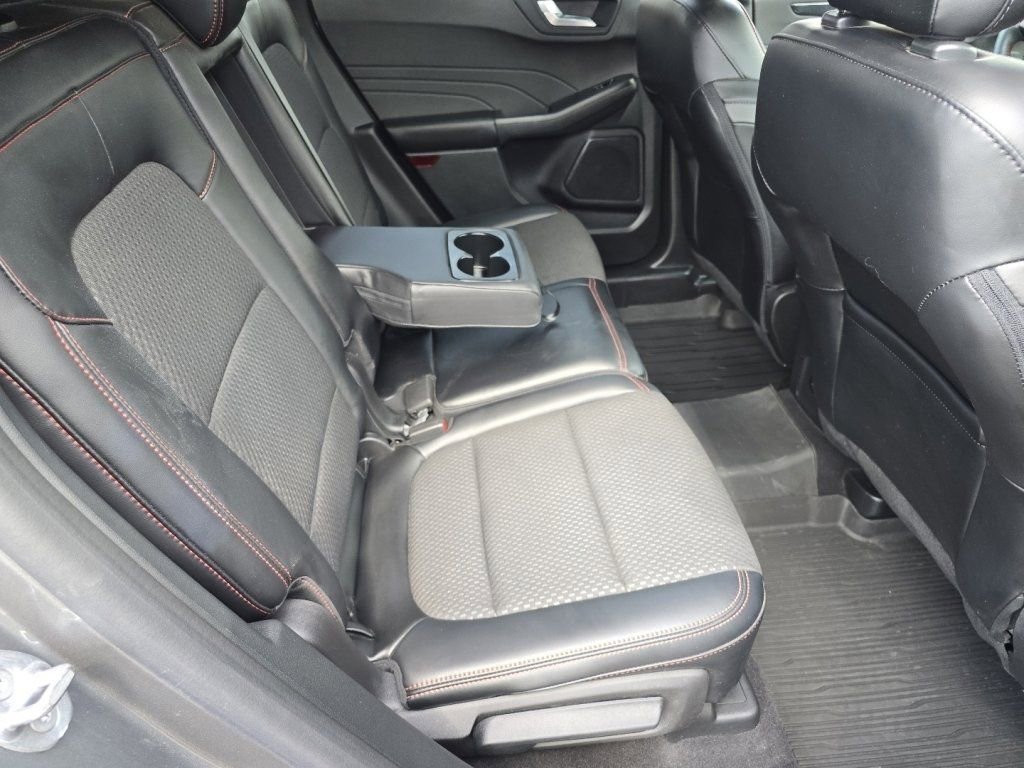 Used 2023 Ford Escape ST-Line w/ Tech Pack #1 image 17