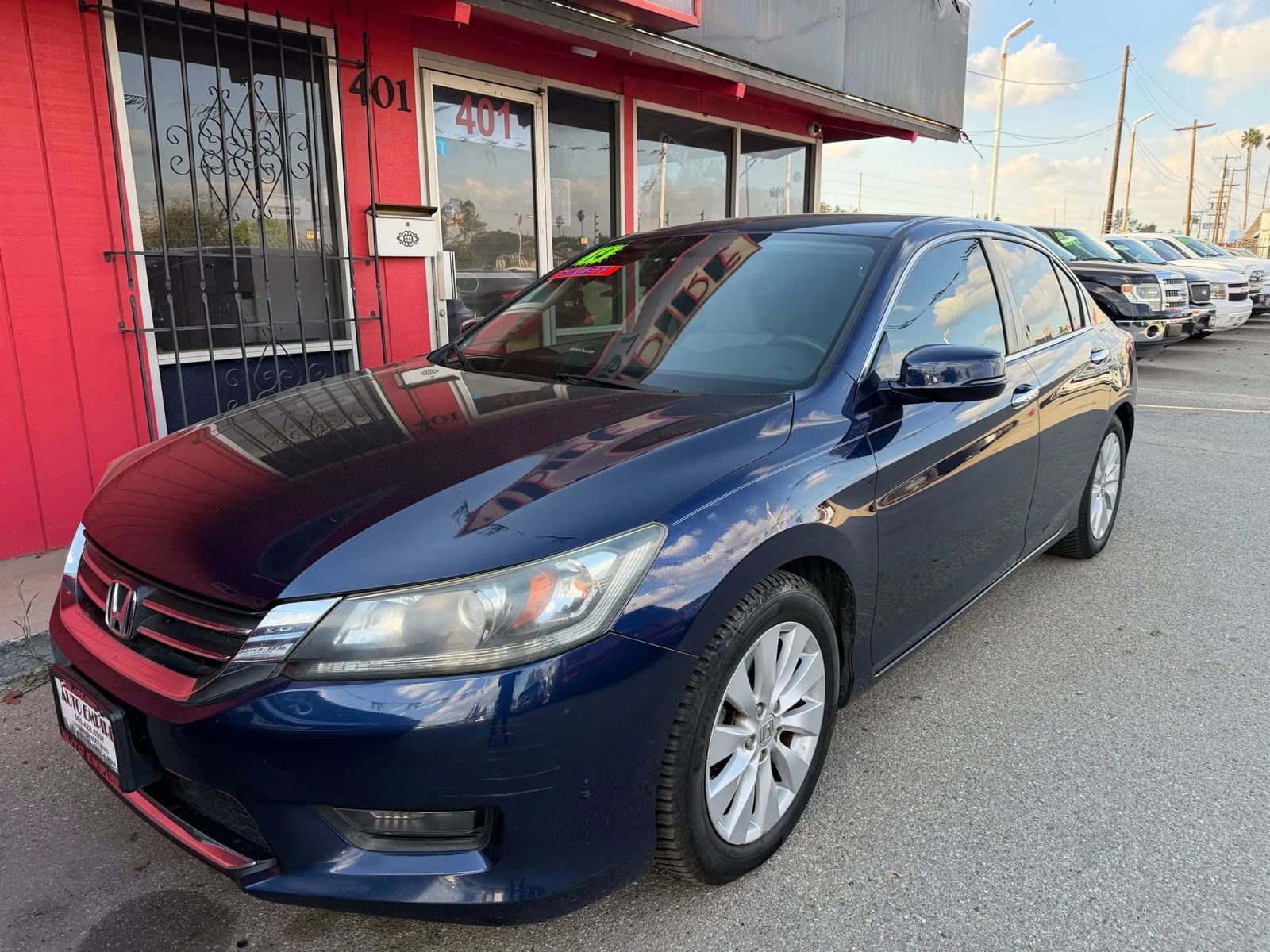 Used 2014 Honda Accord EX image 2
