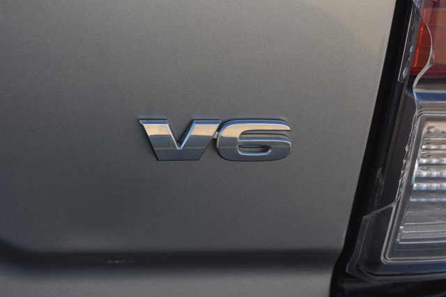 Used 2023 Toyota Tacoma TRD Off-Road image 7