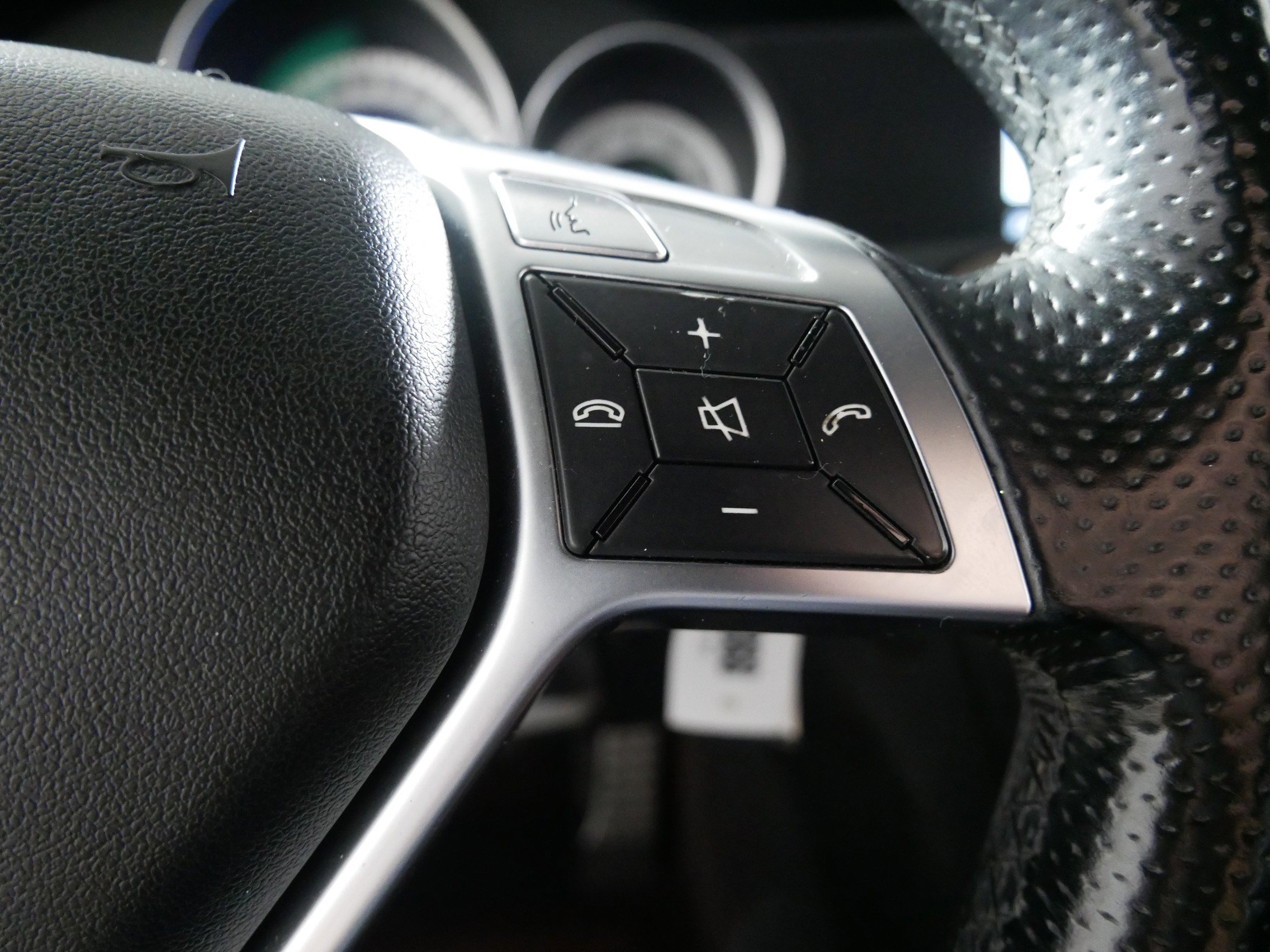 Used 2014 Mercedes-Benz C 250 Coupe image 28