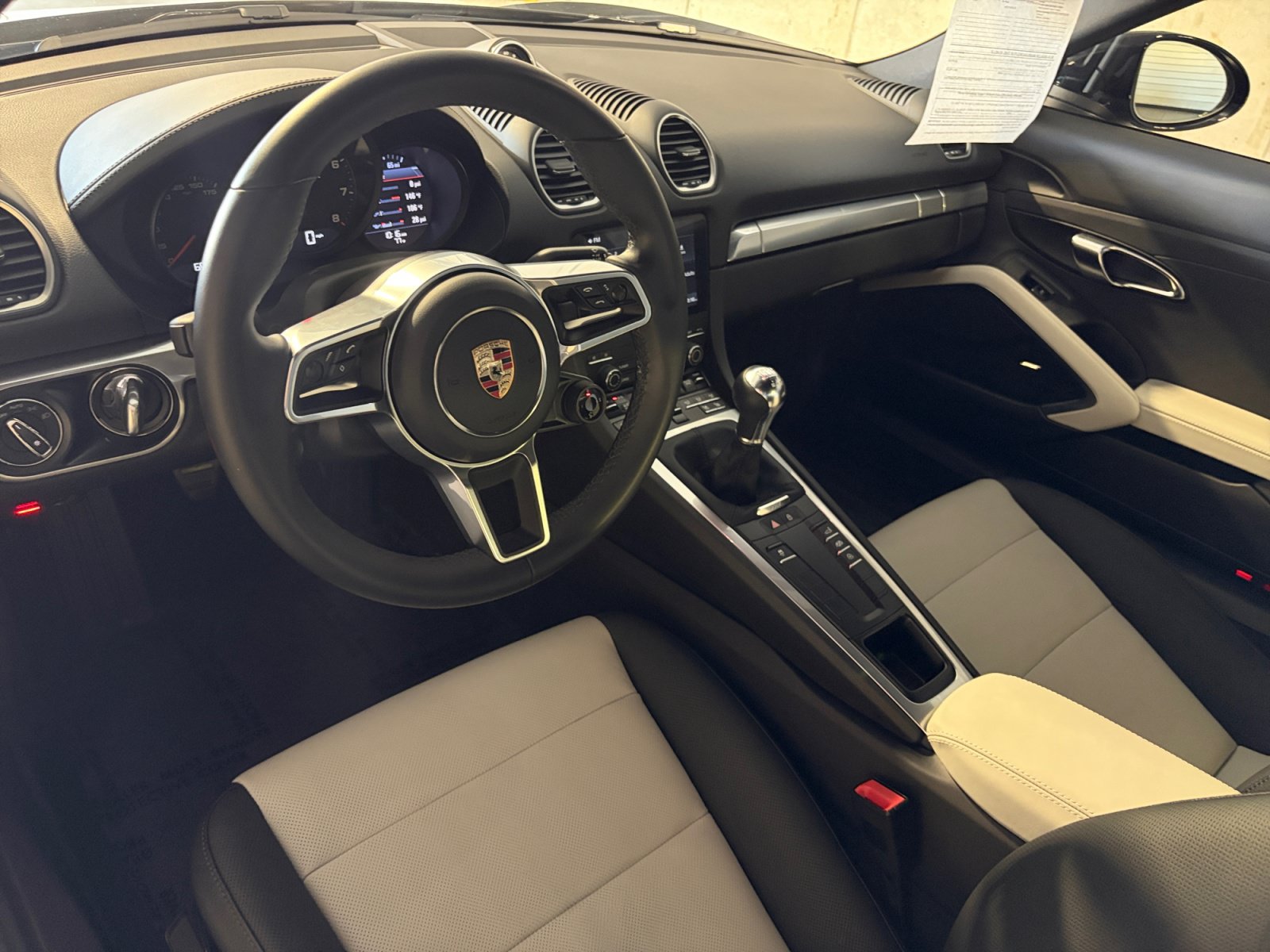 Certified 2025 Porsche 718 Cayman RWD image 5