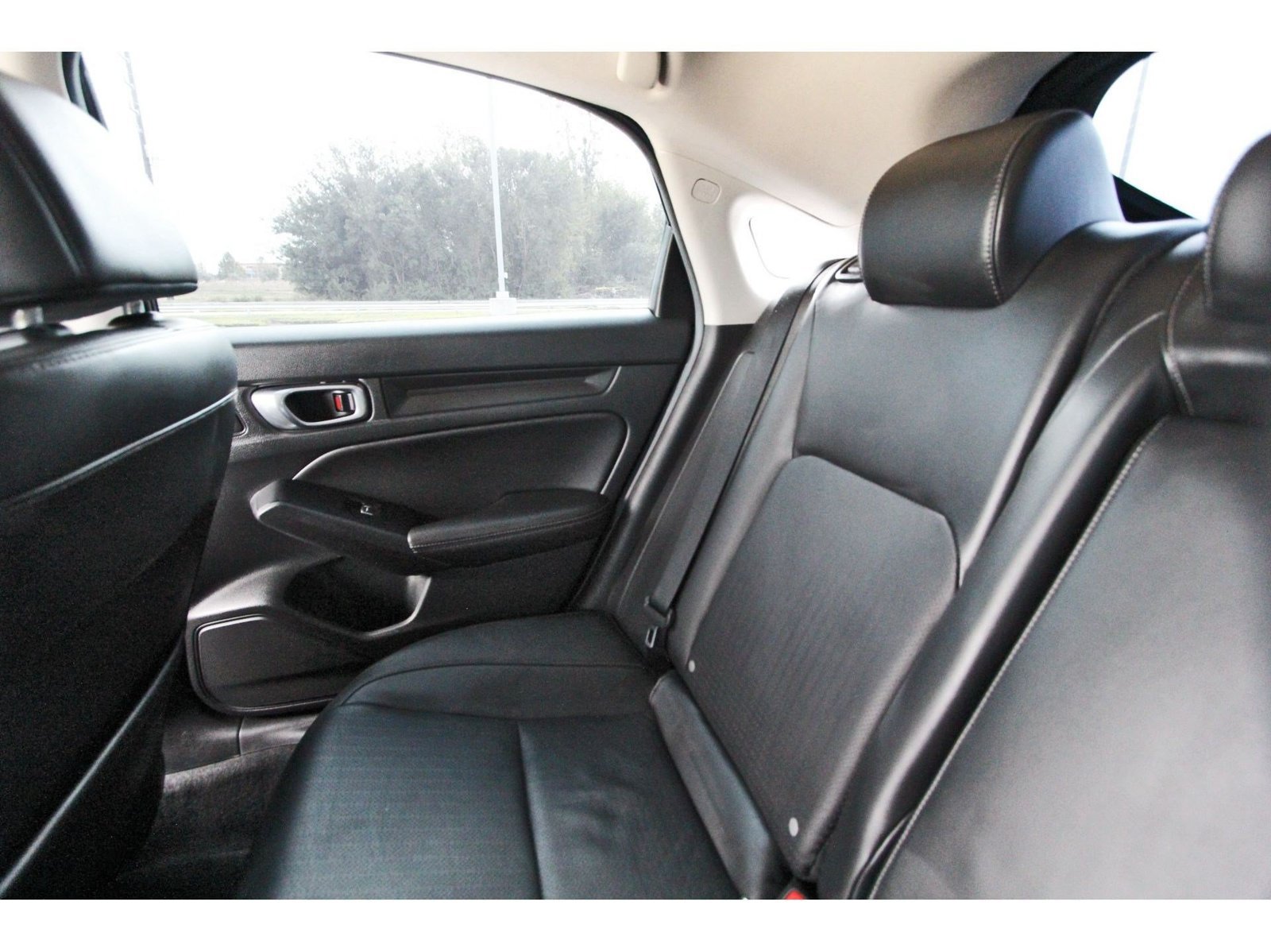 Used 2024 Honda Civic EX-L image 12