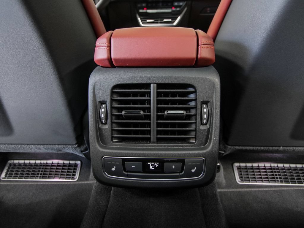 Used 2024 Audi e-tron GT Prestige AWD/4WD image 27
